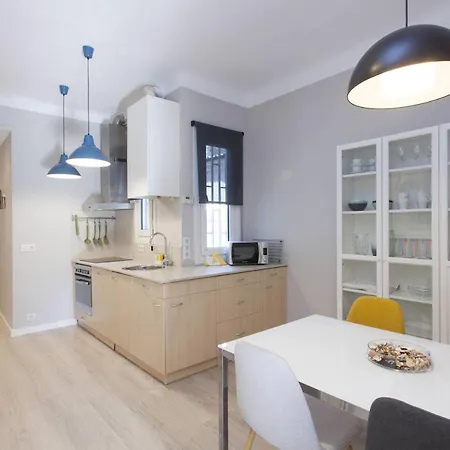 52roc1069 - New 2br Flat Near Plaza Espana * Barcellona