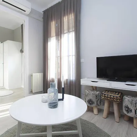 52roc1069 - New 2br Flat Near Plaza Espana Appartamento Barcellona